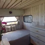 אתר קמפינג La Cera Farm *